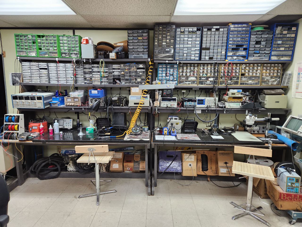 Electronics lab equipment